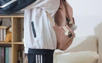 神沢永莉的令人意想不到的双马尾黑丝班主任合集，更新逻辑难以捉摸！
