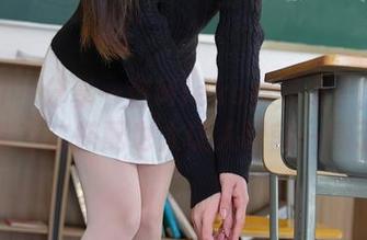 秀人网 – 分享一波Mieko林美惠子的短裙写真集，这搭配也太让人眼前一亮了吧！
