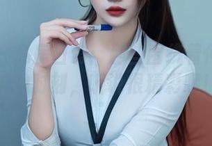 秀人网 – 私房日常：那些围绕着何嘉颖网袜的时刻，听说很精彩哦！