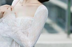 秀人网 – 大美妞儿的公开睡衣考卷作品：关键是提交作业前果然自己就不想穿衣服了！