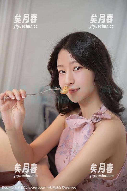 秀人网-王伊纯 秀人网 - 王伊纯连衣裙最新分享,保证让你意想不到的风格变化。