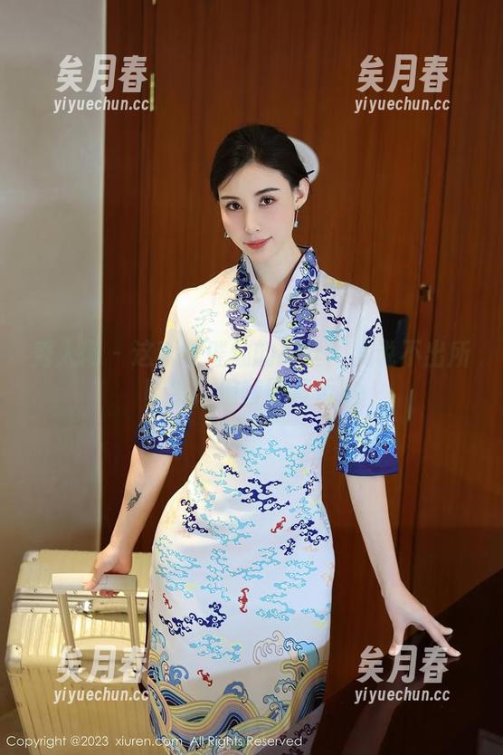 秀人网-璀灿 秀人网 - 这就是璀灿的肉丝:我说不出所以然,但套图真香!