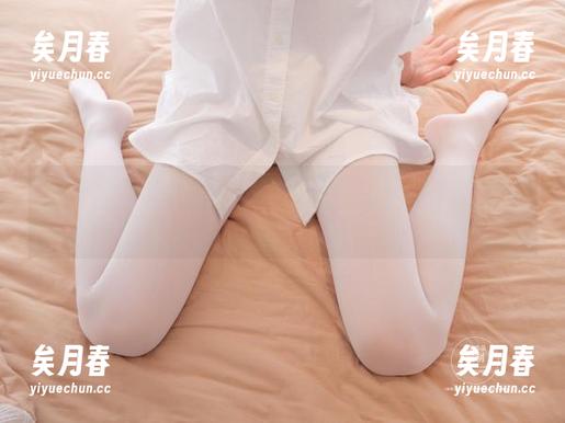紧急企划-一只喵喵梓 紧急企划 - 车内白丝,一只喵喵梓的新作品集,真的有那么吸引吗,来下载试试?