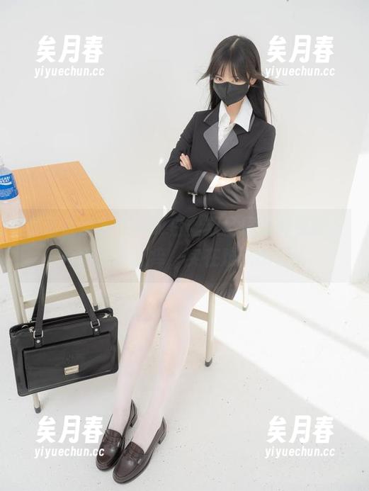 紧急企划-见希w 紧急企划 - 见希w白丝双马尾美图更新,看得我直心痒,实在难以抗拒。