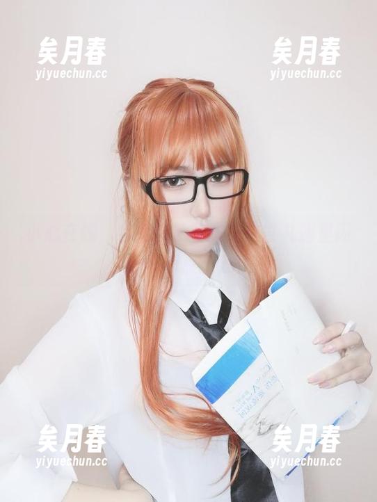 小心在线，芋圆侑子在路易九世礼服里闪耀得有点过分！