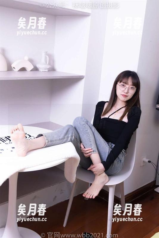 袜啵啵 - 看呀，芝士的ol风美图，不愧是精选中的小清新！
