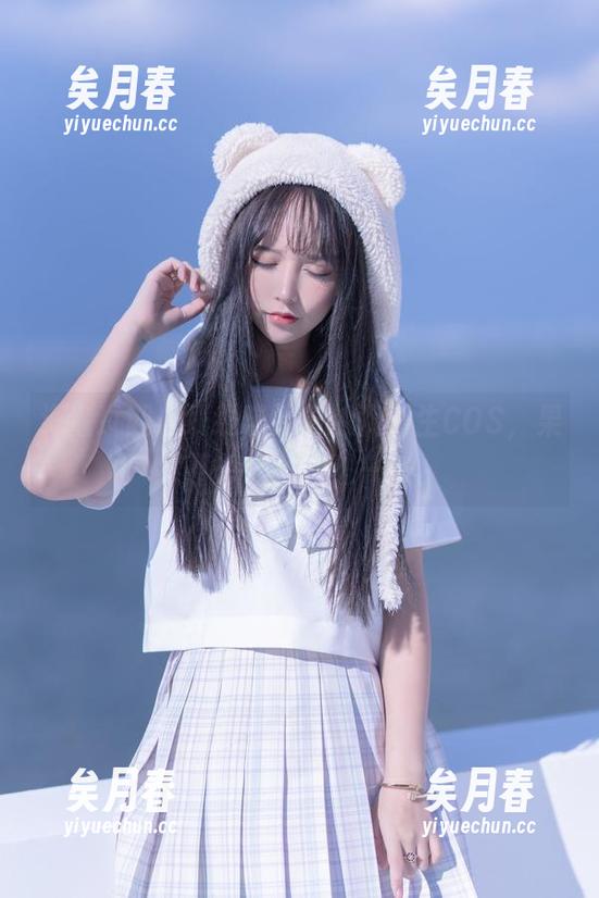 过期米线线喵 海量过期米线线喵端出的优等生COS,果然不想让人放过一张。