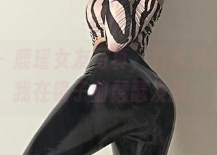 微密圈 – 鹿瑶女友写真，直击灵魂，啊，我在镜子前瑟瑟发抖…